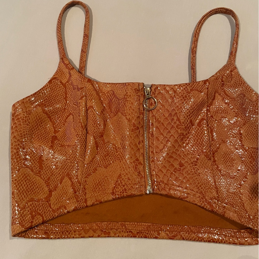 PRIVY Two Piece Set - Picture 5 of 8